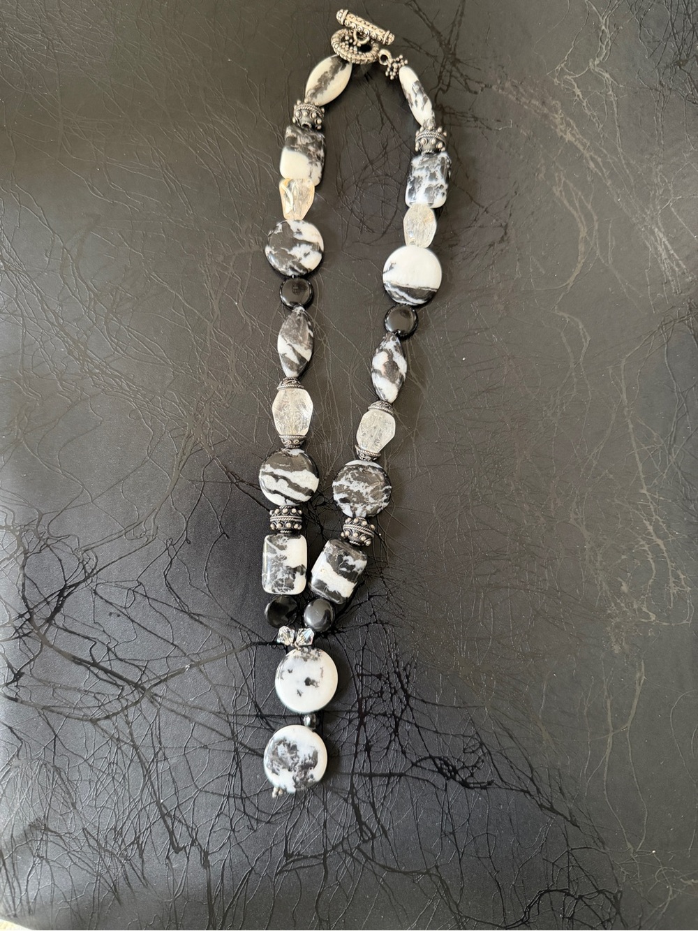 Black & White Marbled Bead Necklace - Unbranded
